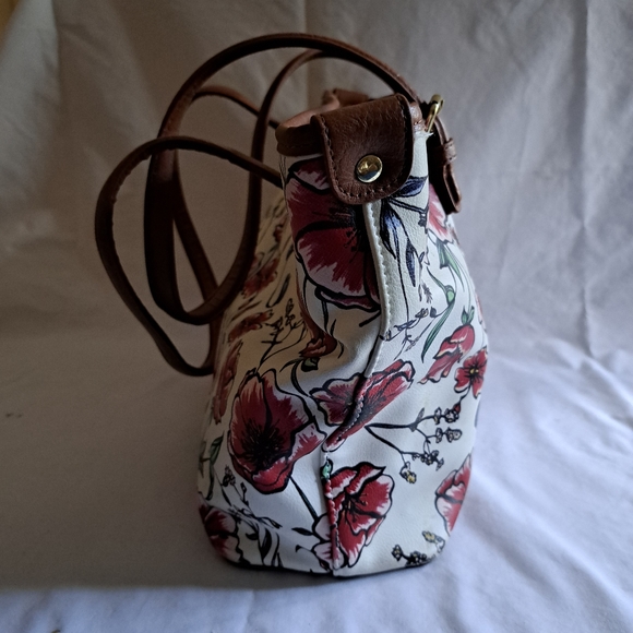 Woman's Purse/Medium Tote - Picture 2 of 8